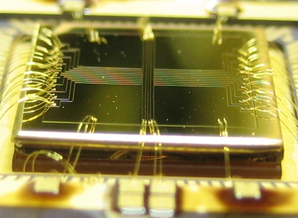 NQIT researchers demonstrate 'hybrid' logic gate as work towards quantum computer continues